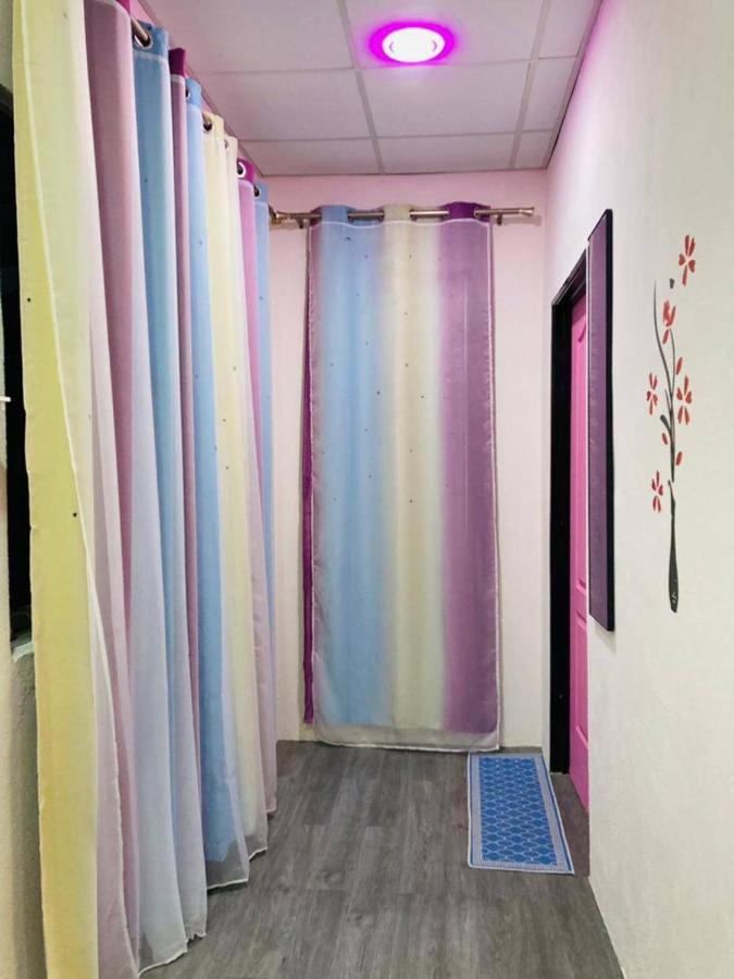 Pink Homestay D'Perlis Kangar Extérieur photo